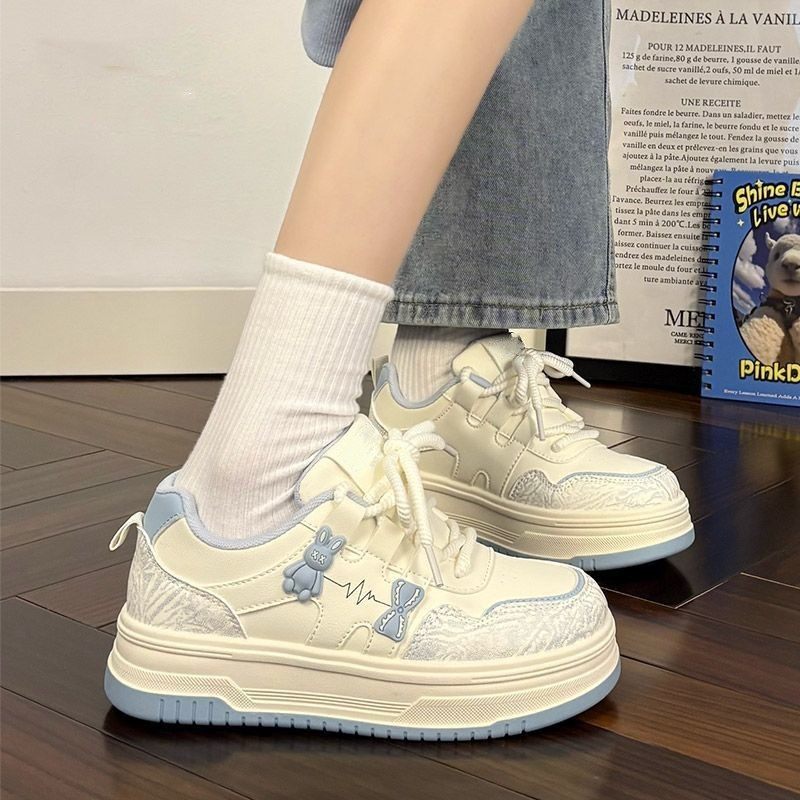 超轻海盐蓝鞋子女款春秋2026新款百搭爆款小白鞋厚底小众学生板鞋,淘宝优惠券,粉丝福利购,淘宝优惠卷