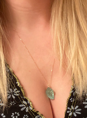 海蓝宝原石项链超美石头