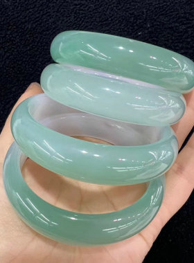 波西米亚风女绿玉髓中宽玛瑙手镯