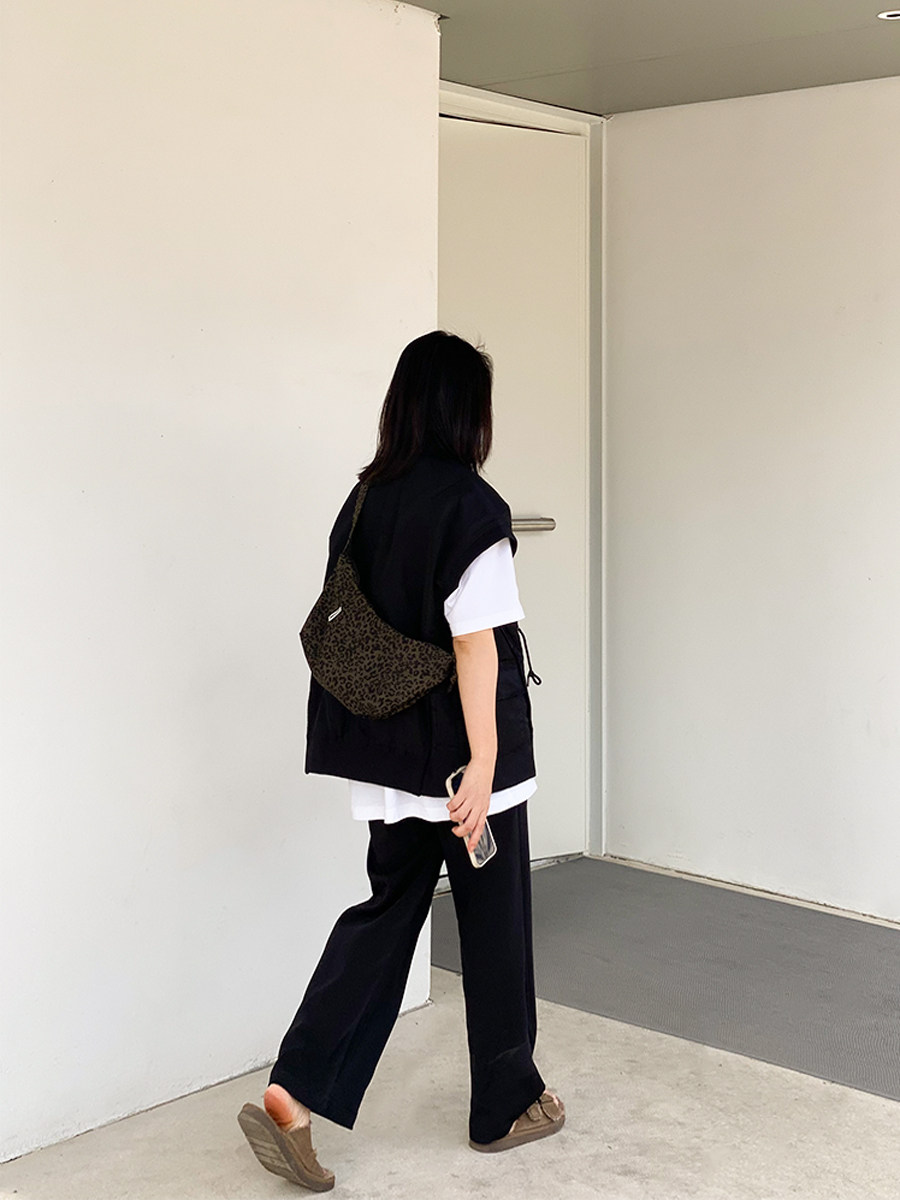 MOREGOOL 24/SS原创 咖色豹纹牛角包 小众可颂饺子包大容量斜挎包,淘宝优惠券,粉丝福利购,淘宝优惠卷