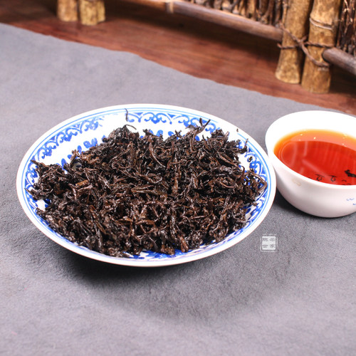黑茶07年梧州茶厂三鹤六堡茶75012原装紧压2000克桂青种显兰香菌 - 图2