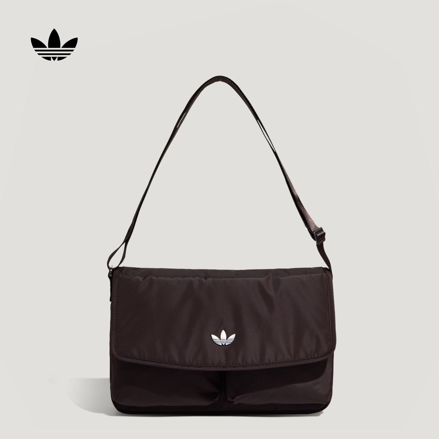 运动可调节肩带单肩斜挎包邮差包男女新款adidas阿迪达斯三叶草