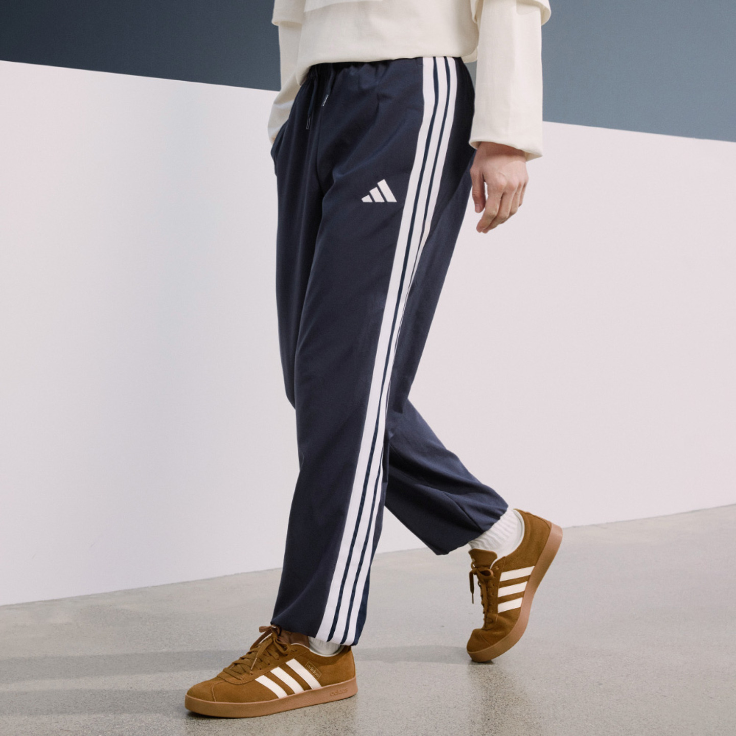 凉爽情侣款束脚运动裤男女春夏新款adidas阿迪达斯官方轻运动