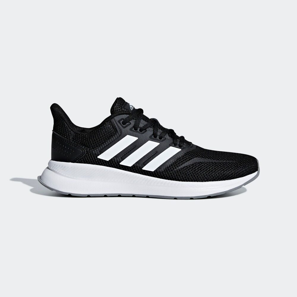  adidas跑步鞋
