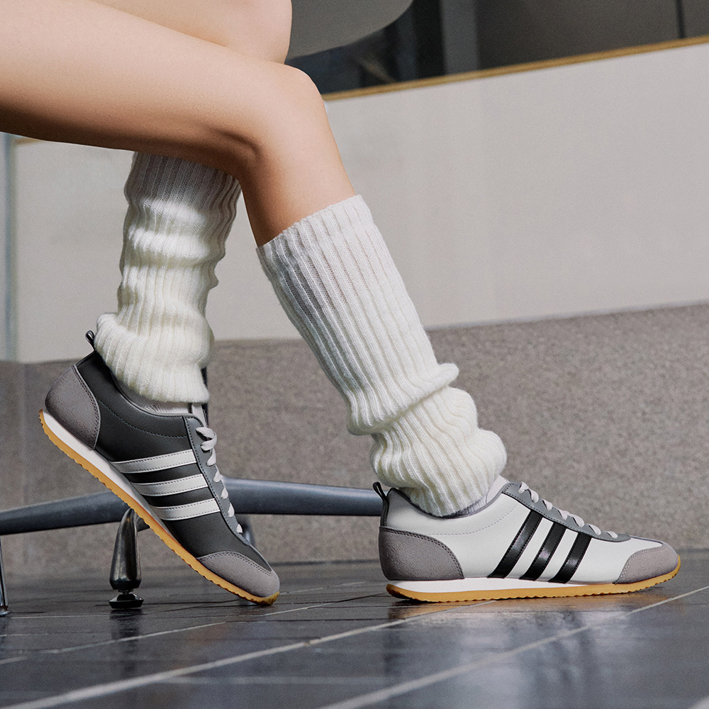 冰淇淋T头鞋 VS JOG 2.0复古薄底运动鞋男女adidas阿迪达斯轻运动