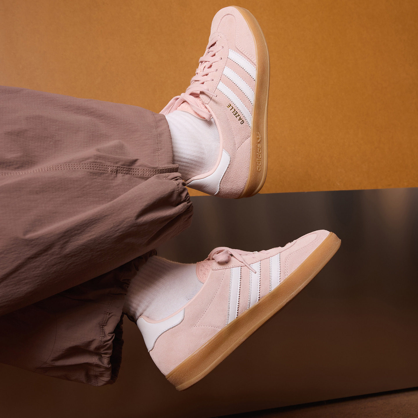 「T头鞋」GAZELLE INDOOR板鞋德训鞋女子adidas阿迪达斯三叶草,淘宝优惠券,粉丝福利购,淘宝优惠卷