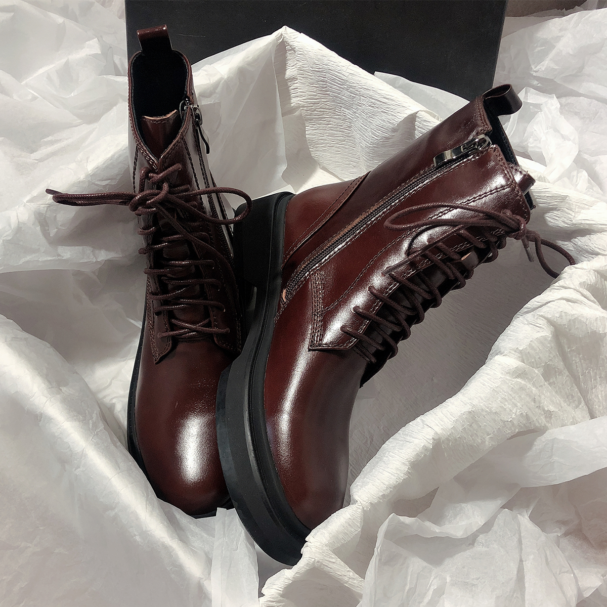 2025秋冬季新款真皮机车马丁靴粗跟圆头英伦风侧拉链骑士厚底短靴 - 图2