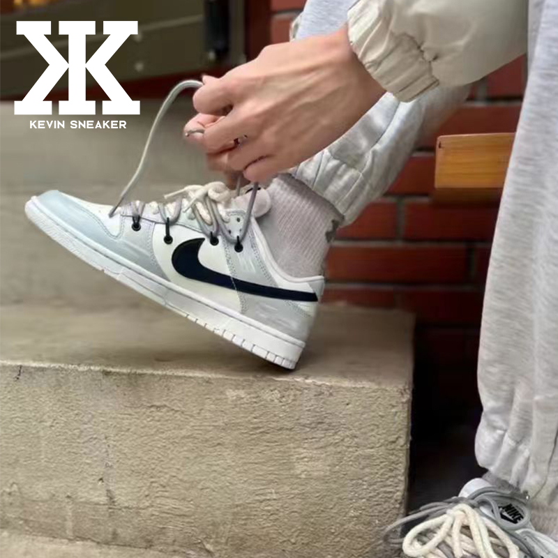 球鞋定制Nike Dunk LowRetro做旧涂鸦高街纸飞机低帮黑灰男款板鞋 - 图1