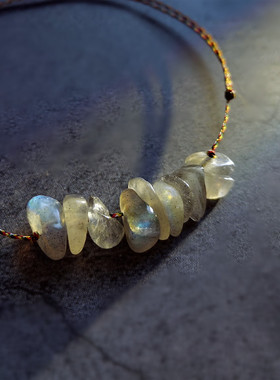 月光下跳动的精灵~碎石细手绳