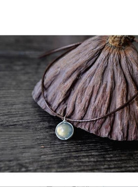 月光下的呢喃，神秘月光石