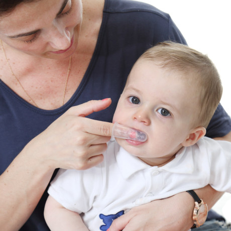 brushing teeth of 1 year old