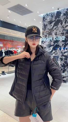 揭幕1611大码lulu羽绒服女胖MM短棉服200斤女装新款90白鸭绒国标 - 图3