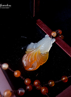 天然玉髓毛衣链玉石金鱼吊坠玛瑙珠项链鱼化龙鱼跃龙门锦鲤鱼挂件