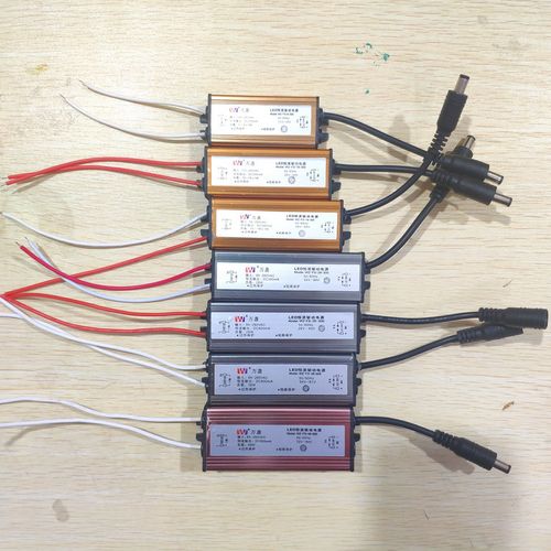 万盏LED平板灯驱动电源集成吊顶灯镇流器恒流变压器8W12W18W36W48 - 图3
