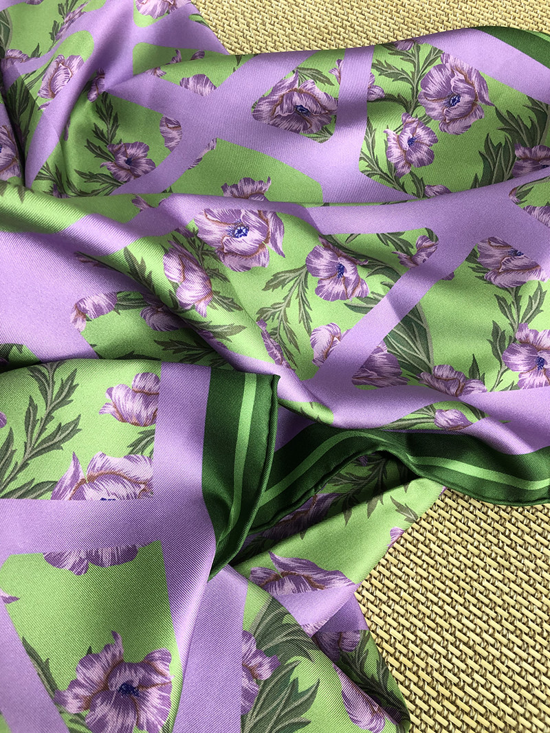 意大利2021早春显白绿紫 复古花卉真丝斜纹桑蚕丝110方巾披肩围巾,淘宝优惠券,粉丝福利购,淘宝优惠卷