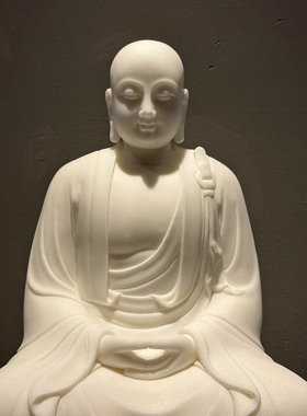 陈青峰作品整料九鼎雕刻68厘米