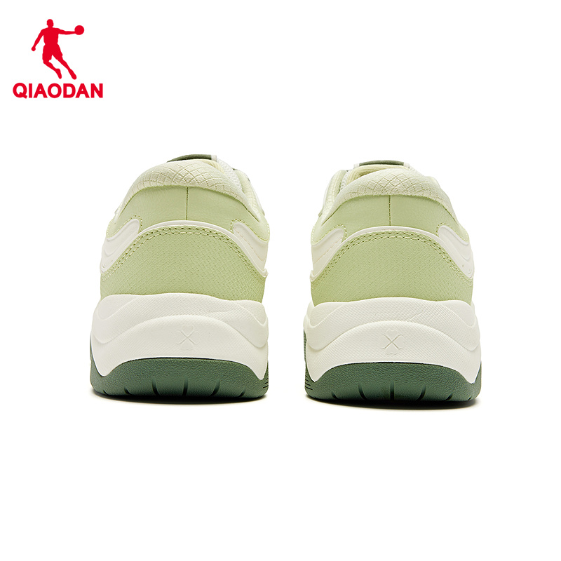 奶芙鞋|乔丹2025年冬季新款女子运动板鞋商场同款潮流滑板鞋厚底 - 图2