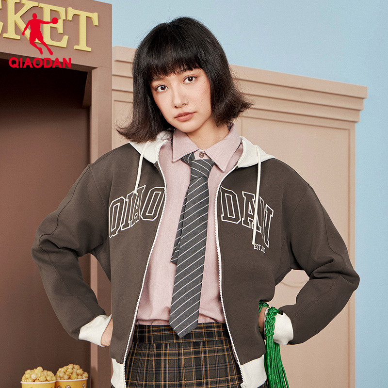 乔丹针织开衫女士2025冬季新款商场同款复古校园风上衣外套卫衣,淘宝优惠券,粉丝福利购,淘宝优惠卷