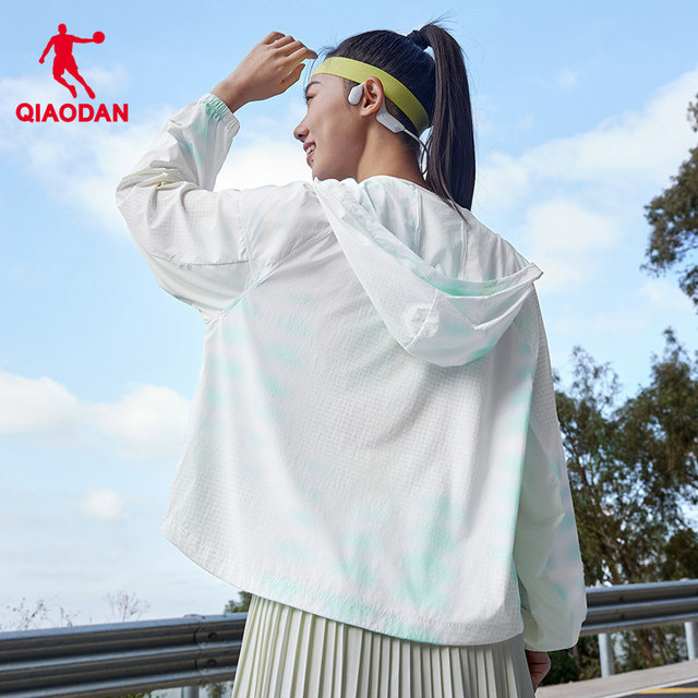 Jordan Flying Shadow PB5.0 all-over printed woven jacket for women 2026 new sports running sun protection hooded windbreaker for women