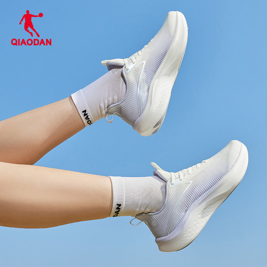 乔丹轻速5运动鞋女秋冬薄款2025新款透气网面减震轻便软底跑步鞋