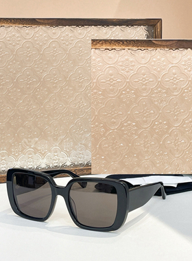 方形遮阳墨镜男女款时尚素颜显瘦