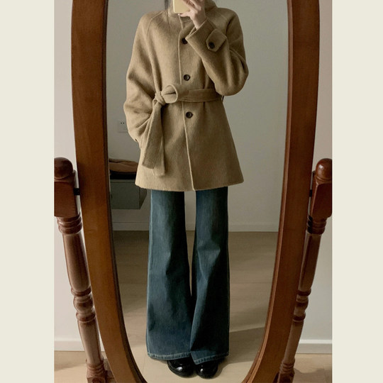 High-end retro khaki stand-up woolen jacket