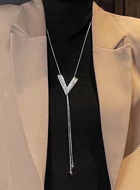 韩版秋冬大V字母毛衣链