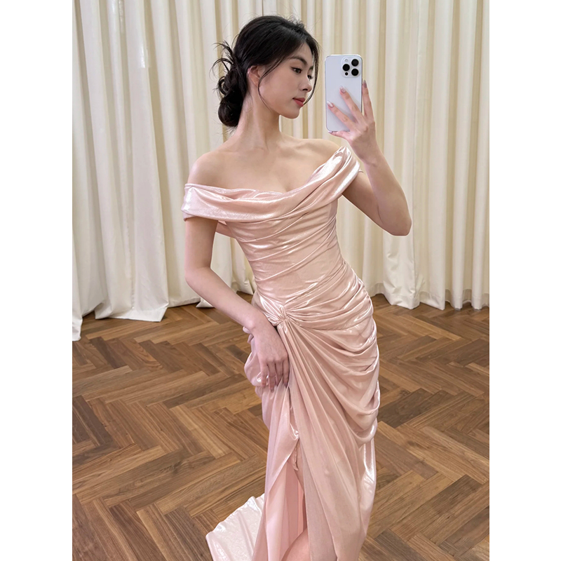 新娘一字肩高级感晚礼服生日宴会成人礼轻奢小众订婚结婚出门纱 - 图2