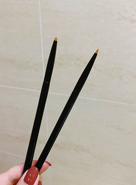 超小号极精细遮瑕刷眼影刷泪沟遮斑遮痣细节刷专业化妆刷点亮片