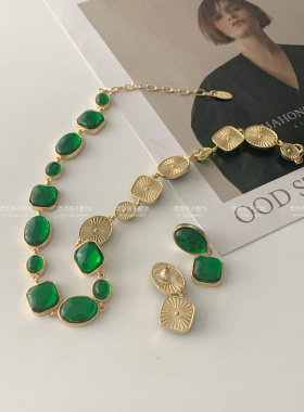 中古风vintage复古气质法式绿色琉璃方形几何夸张短款项链耳环女