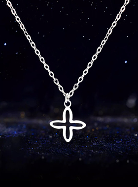 镂空四叶草项链女2024新款爆款高级感配饰小众甜酷装饰锁骨链潮女