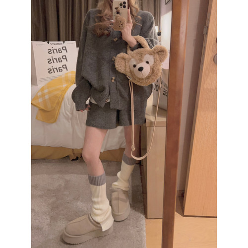 Yukiss 深灰色加厚翻领针织毛衣短裤两件套女冬韩系时髦懒人穿搭 - 图3