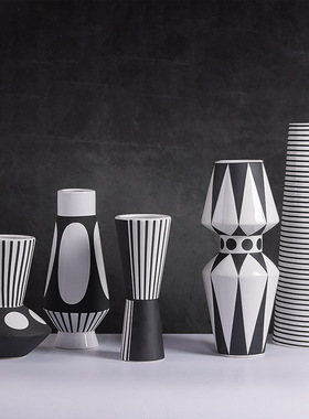 现代北欧极简磨砂凹凸黑白条纹几何陶瓷花瓶摆件家居样板房饰品
