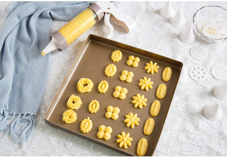曲奇枪做曲奇饼干模具挤奶油烘焙家用工具溶豆裱花嘴挤花袋套装-图0