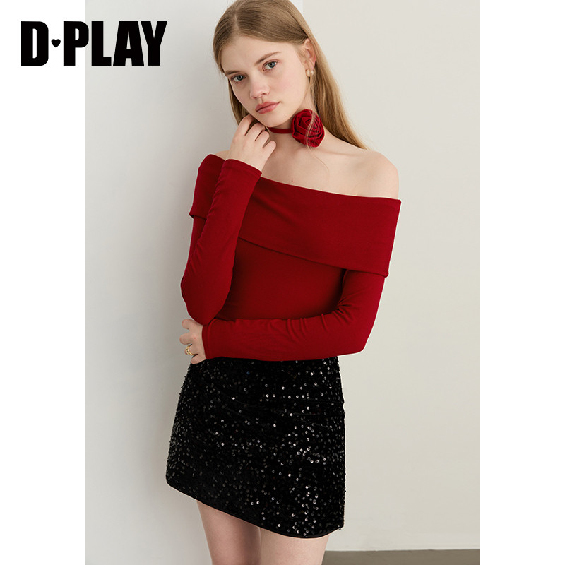 DPLAY【惠品】2025年秋季红色t恤女一字肩露肩花朵飘带上衣,淘宝优惠券,粉丝福利购,淘宝优惠卷