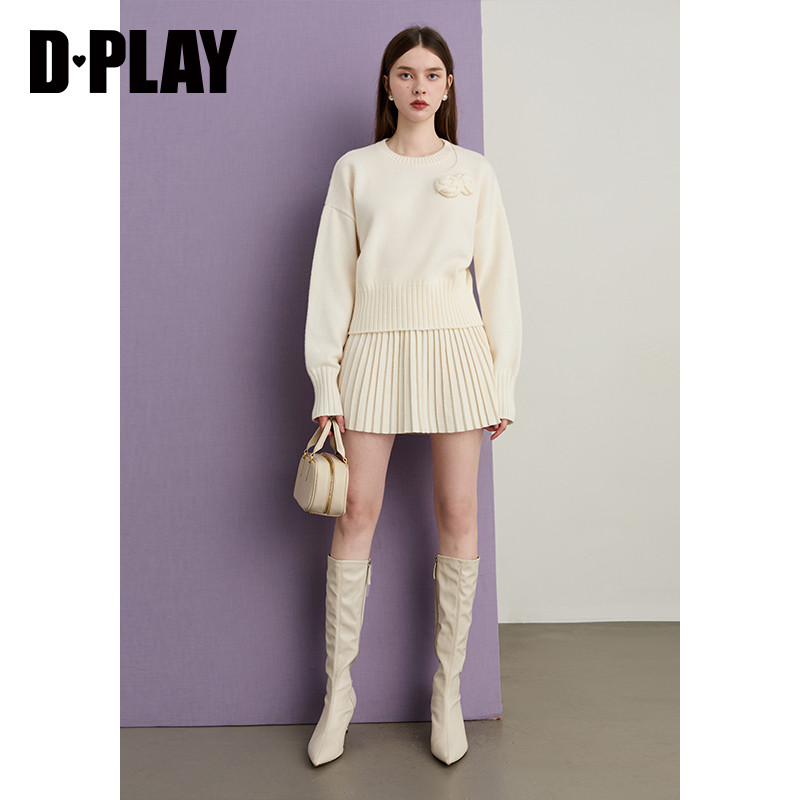 DPLAY2025年秋季新款白色套装女宽松气质针织圆领上衣半裙两件套,淘宝优惠券,粉丝福利购,淘宝优惠卷