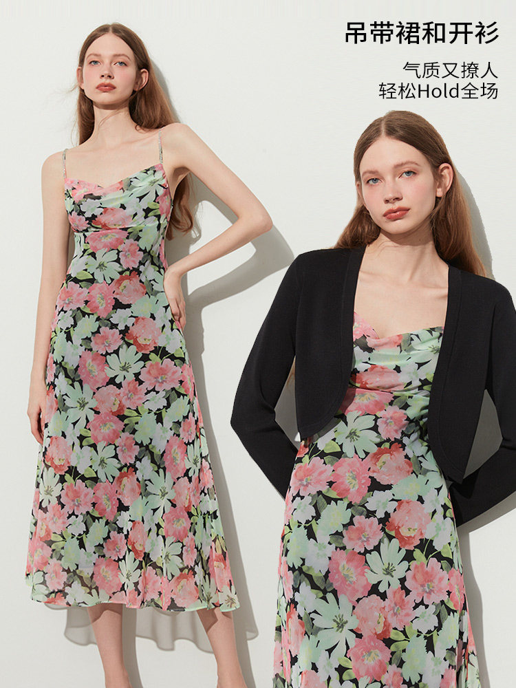 DPLAY法式闪钻肩链吊带连衣裙