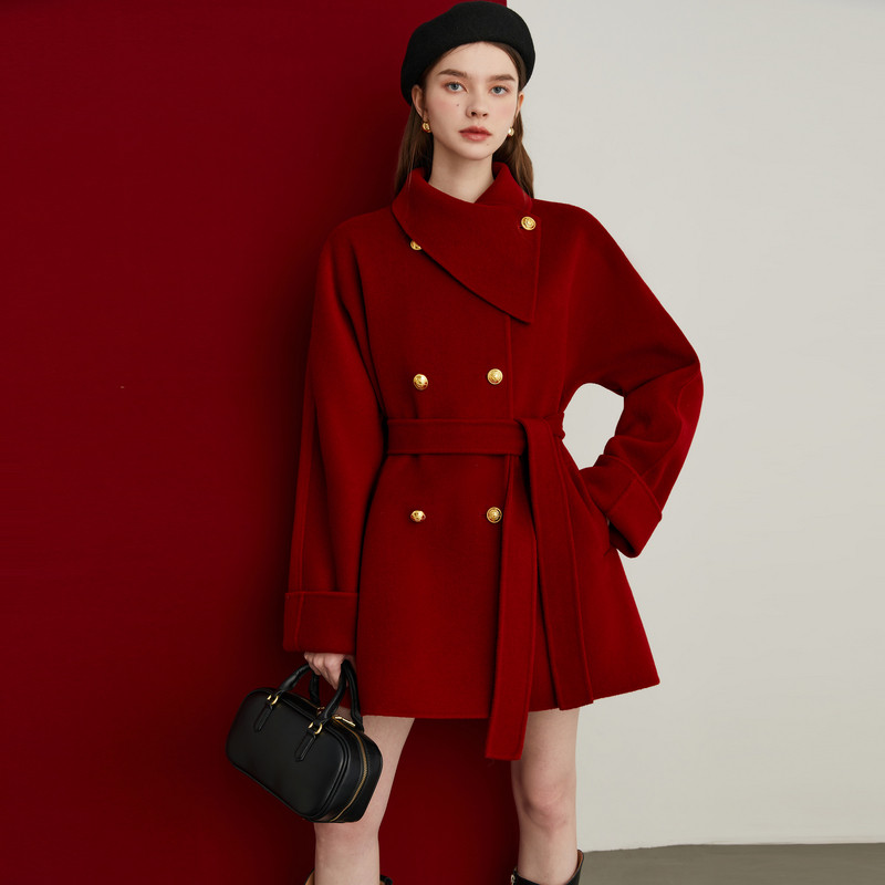 DPLAY新年战袍100羊毛红色大衣女冬季新款高级短款小个子毛呢外套,淘宝优惠券,粉丝福利购,淘宝优惠卷
