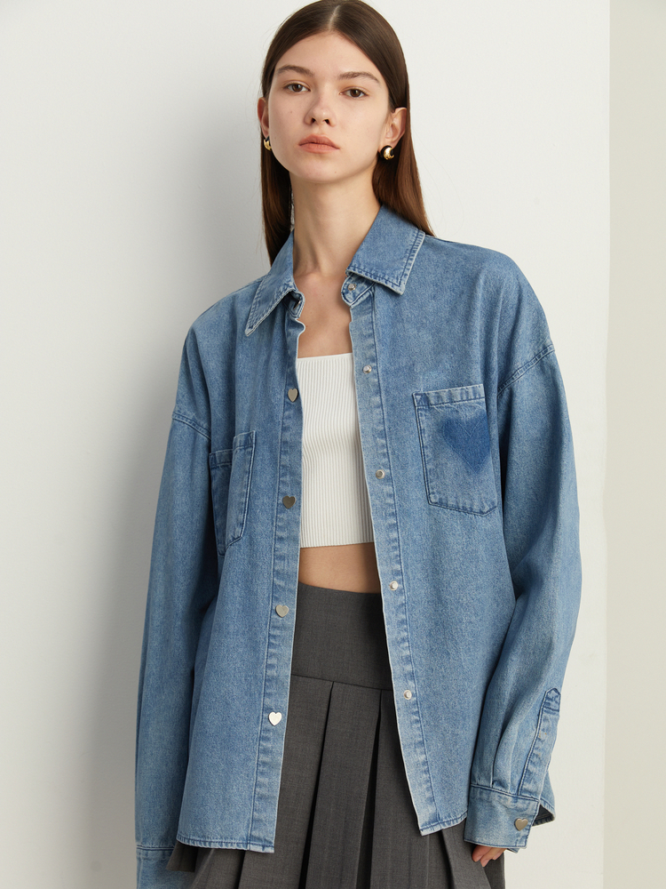 DPLAY时髦叠穿牛仔蓝翻领牛仔衬衫