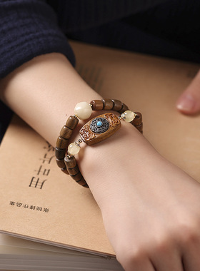 雕刻方牌复古六字真言转运盘