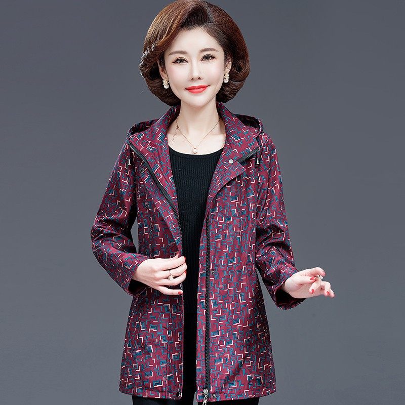 妈妈秋装外套2024新款中老年人女装洋气风衣时尚宽松春秋短款夹克,淘宝优惠券,粉丝福利购,淘宝优惠卷