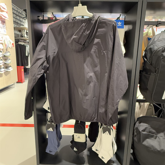 Adidas阿迪达斯男子防晒皮肤衣薄外套春夏连帽休闲运动夹克IT3940