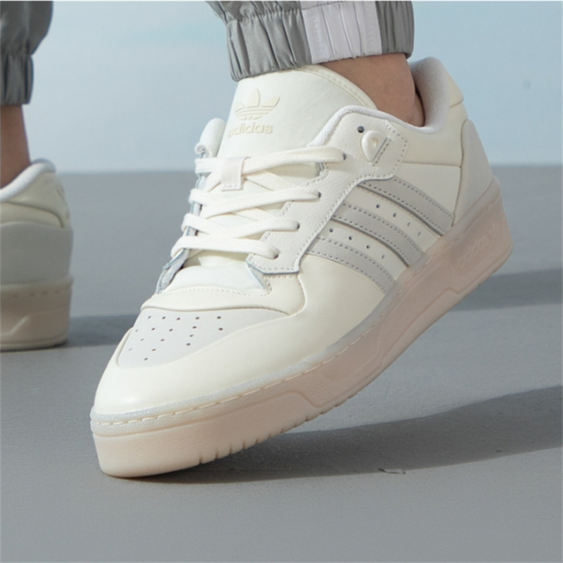 正品Adidas阿迪达斯男女鞋2024夏季新款耐磨低帮休闲板鞋IG6495 - 图2