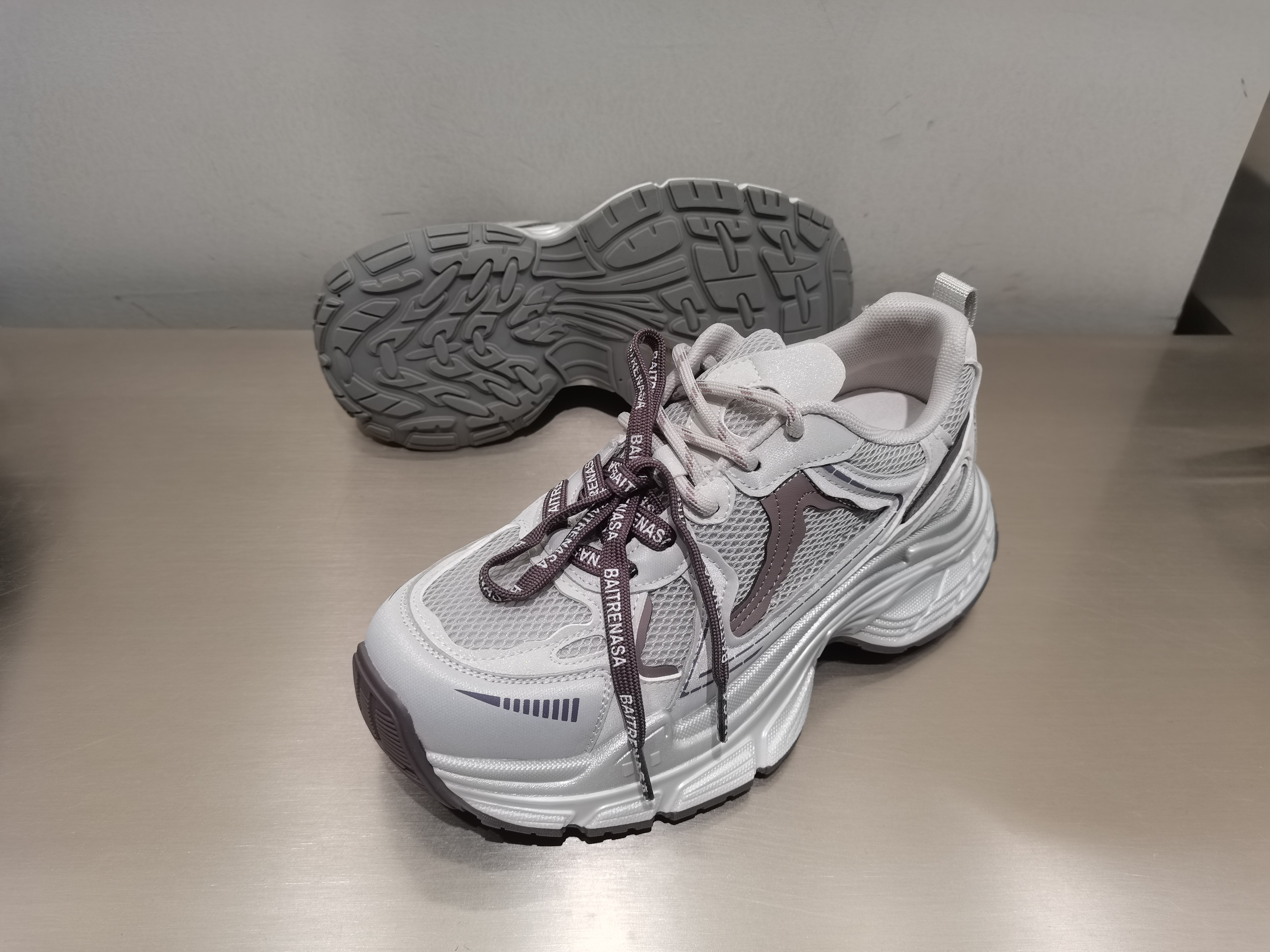 2026春季新款真皮女鞋爆款厚底增高老爹鞋防滑慢跑百搭运动休闲鞋,淘宝优惠券,粉丝福利购,淘宝优惠卷