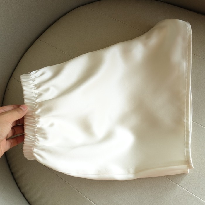 40姆米重缎皮子桑蚕真丝短热裤女小直筒百搭宽松紧腰显腿长休闲裤,淘宝优惠券,粉丝福利购,淘宝优惠卷