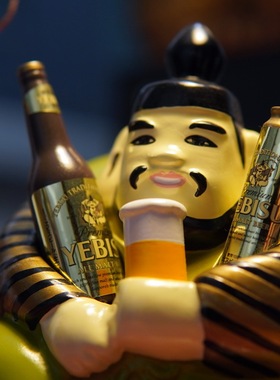 日本SAPPORO三宝乐札幌啤酒 YEBISU惠比寿财神陶瓷雕像玩偶摆件
