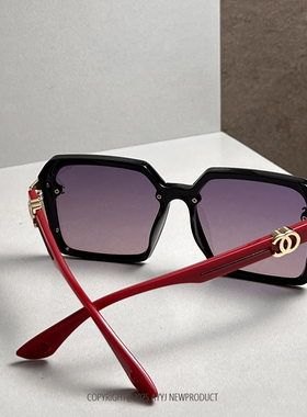 高级感红色cc潮流板材墨镜
