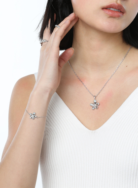 女生纯银欧泊小桃花手链送礼物