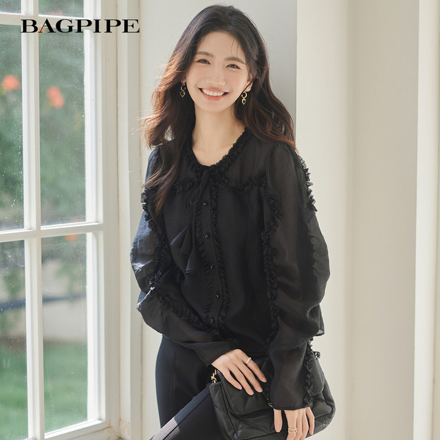 Bagpipe 2026 ພາກຮຽນ spring ການອອກແບບໃຫມ່, ເສື້ອ retro ຝຣັ່ງທີ່ສູງສົ່ງແລະຜ່ອນຄາຍ, ຊັ້ນເທິງແບບພະລາຊະວັງສໍາລັບແມ່ຍິງ
