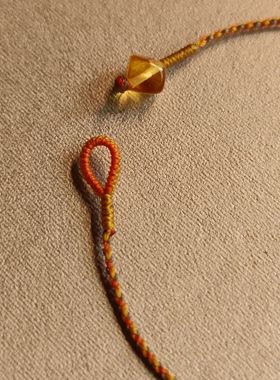 乱编金灿灿黄闪闪手绳手工编绳编织纯18k小骨头竹节au750藏式敦煌